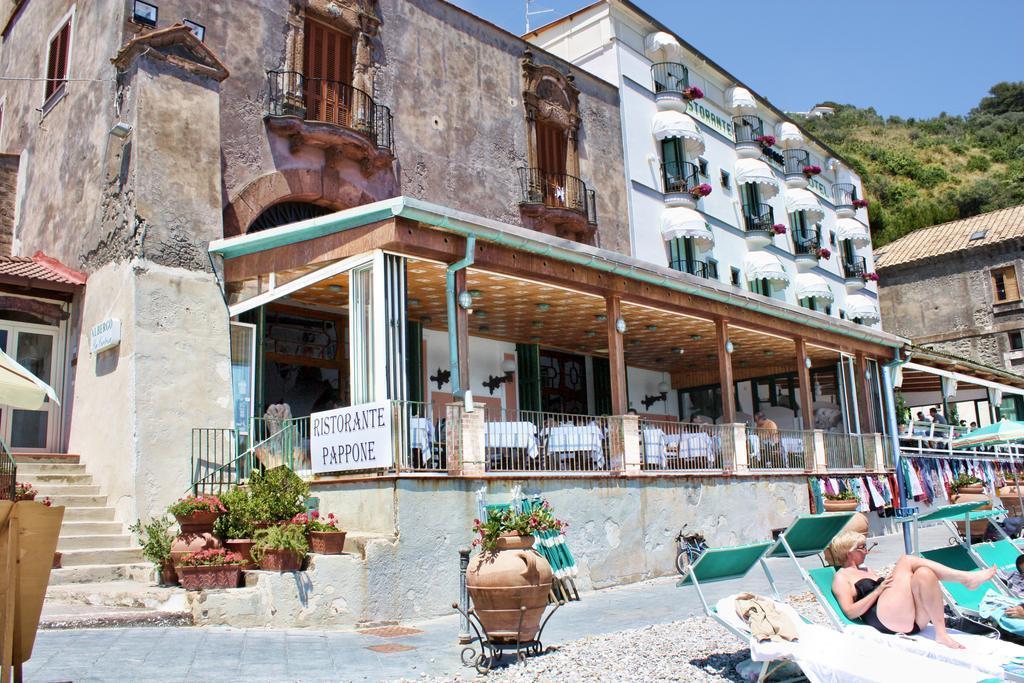 Hotel La Certosa มัสซาลูเบรนเซ ภายนอก รูปภาพ